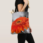 Vuur op bloemblaadjes tote bag (Dichtbij)