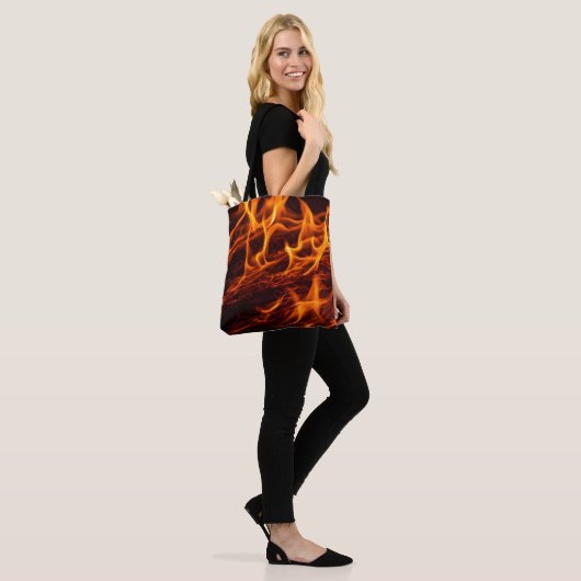 Vuur vlammacro in open haard tote bag (Op model)
