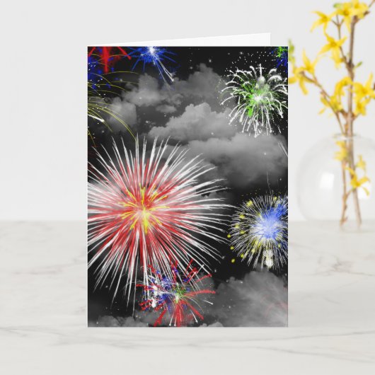 Vuurdagvuurwerk in wolken op 4 juli kaart (Gele Bloem)