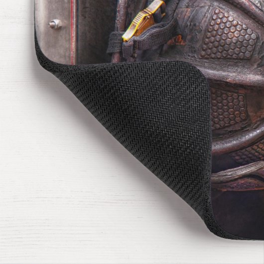 Vuurman - Verwerkt en gebruikt Muismat (Hoek)