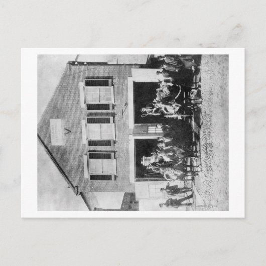 Vuurmannen met apparatuur buiten Firehouse Briefkaart (Voorkant)