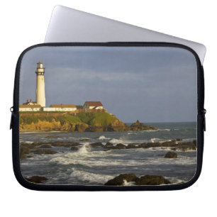 Vuurtoren bij Pigeon Point State Beach in San 2 Laptop Sleeve