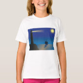 Vuurtoren en zeilboot bij nacht maanverlichte ocea t-shirt (Voorkant)