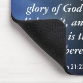 Vuurtoren, onthulling 21:23, en de stad had ... muismat (Hoek)