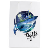 Vuurtoren op de rug van een walvis medium cadeauzakje (Achterkant)