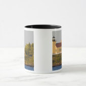 vuurtoren op het superieure meer nabij de kopperha mok (Midden)