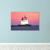 Vuurtoren op Sunset Wrapped Canvas Print (Insitu (Houten vloer))