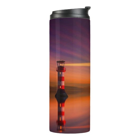 vuurtoren op zonsondergang thermosbeker (Gedraaid links)