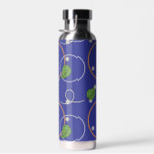 Vuurvliegen boven water waterfles (Rechts)