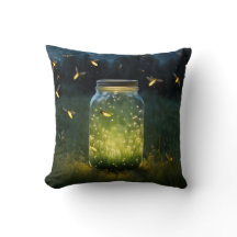 Vuurvliegjes gloeien in een pot