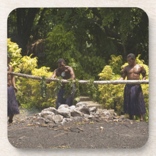 Vuurwandelaars, Polynesische Cultureel Centrum, Vi Onderzetter