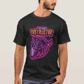 Vuurwapeninstructeur met Pistool T-shirt (Voorkant)