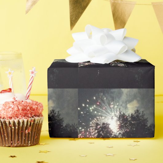 Vuurwerk 18 glanzend inpakpapier (Verjaardagsfeest)