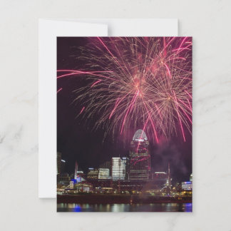 Vuurwerk boven Cincinnati Feestdagenkaart
