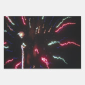 Vuurwerk in de hemel met lichte sporen inpakpapier vel (Voorkant 2)