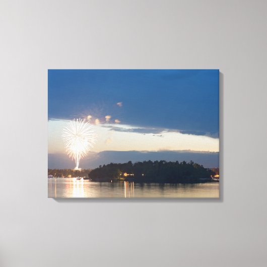Vuurwerk in Dusk over Gull Lake Canvas Afdruk (Voorkant)