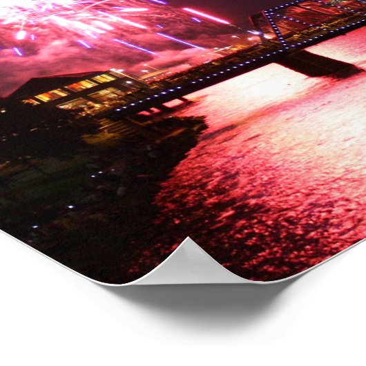 Vuurwerk in grote verkrachters poster (Hoek)