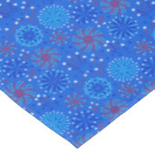 Vuurwerk op Blue New Year Eve Party Tafelkleed (Gekanteld)