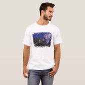 Vuurwerk over de stad t-shirt (Voorkant volledig)
