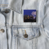 Vuurwerk over de stad vierkante button 5,1 cm (In situ)