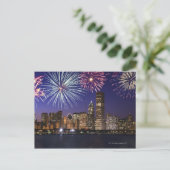 Vuurwerk over skyline in Chicago Briefkaart (Staand voorkant)
