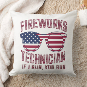 Vuurwerk technicus 4 juli grappig Nederland Kussen