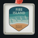 Vuurzee Nationale Seashore New York Seagulls Metalen Ornament<br><div class="desc">Fire Island National Seashore is een National Seashore die een sectie van 26 mijl van Fire Island New York beschermt, een ongeveer 30 mijl lange en 0, 5 mijl brede barrière-eiland, gescheiden van Long Island door de Grote Zuidelijke Baai. Het eiland maakt deel uit van de provincie Suffolk van de...</div>