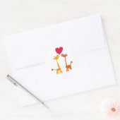 VW- Funny Giraffe Love Cartoon Ronde Sticker (Envelop)