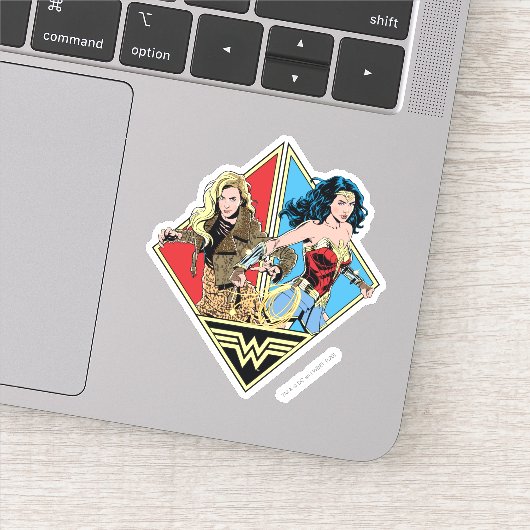 W84 | Retro Comic Barbara Minerva en Wonder Woman Sticker (Detail)