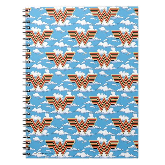 W84 | Retro Comic Wonder Woman Logo Cloud Patroon Notitieboek (Voorkant)