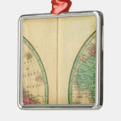W Hemisphere E Hemisphere Metalen Ornament (Links)