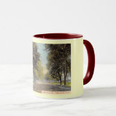 W. Main St., Freehold, New Jersey Style Mok (Voorkant rechts)