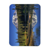 WA, Mt. Rainier National Park, Mt. Rainier Magneet (Verticaal)