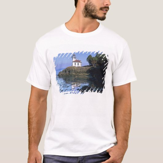 WA, San Juan Island, vuurtoren van Limoen Kiln T-shirt (Voorkant)