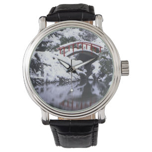 WA, Seattle, Maanbrug en vijver na winter 2 Horloge