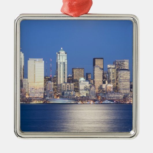WA, Seattle, Seattle skyline en Elliott Bay, 2 Metalen Ornament (Voorkant)
