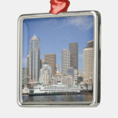 WA, Seattle, Seattle skyline met veerboot Metalen Ornament (Links)