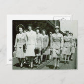 WAAF Recruits Marching 1942 Briefkaart (Voorkant / Achterkant)