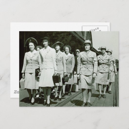 WAAF Recruits Marching 1942 Briefkaart (Voorkant / Achterkant)