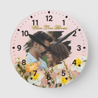 Waar de liefde bloeit | Gepersonaliseerde lente ro Ronde Klok