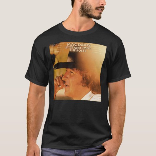 Waar de Red Fern essentiële T-shirt groeit (Voorkant)