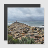 Waar de rotsen het Zee ontmoeten - Bastion Point (Voorkant / Achterkant)