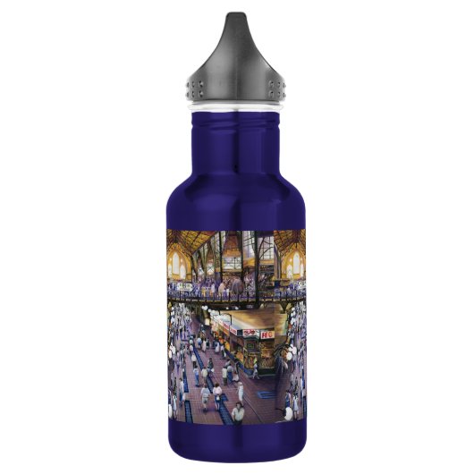 Waar is de waterkast? Boedapest Waterfles (Links)