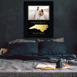 Waar onze reis begon met North Carolina Wed Foto Folie Afdrukken<br><div class="desc">'Waar onze reis begon' is het 'state map'-design van het bruiloft met bewegend hart naar de locatie van je bruiloft of een andere gedenkwaardige gelegenheid. Als u de hartlocatie wilt verplaatsen, klikt u op Personaliseren en vervolgens op Aanpassen en sleept u het hart naar de locatie van uw keuze. Andere...</div>