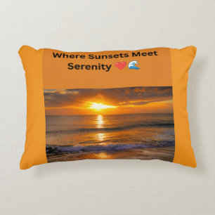 Waar zonsondergangen sereniteit ontmoeten ❤️🌊 accent kussen