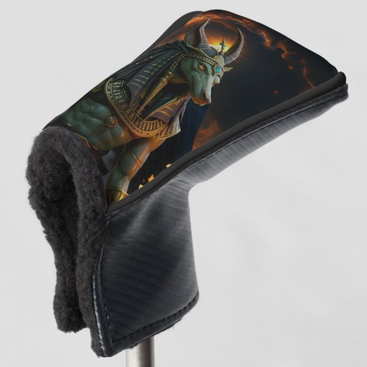 Waarnemer van het hiernamaals – Anubis. Golfheadcover (3/4 voorkant)