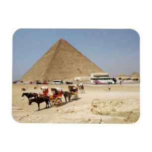 Waarnemingsplatform rond de piramide van de Cheops Magneet