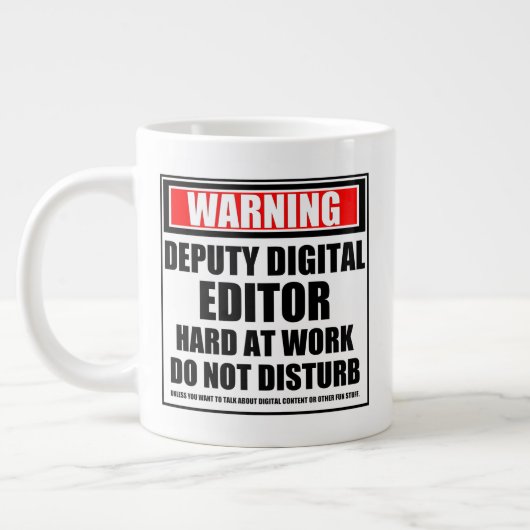 Waarschuwing adjunct-digitaal editor hard op het w grote koffiekop (Links)