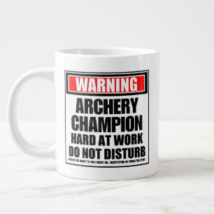 Waarschuwing Archery Champion Hard At Work Grote Koffiekop