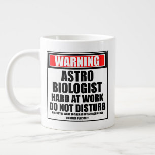 Waarschuwing Astrobioloog hard op het werk stoort Grote Koffiekop